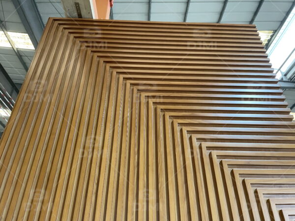 Grille Design Solid Wood Pivot Door - 图片 5