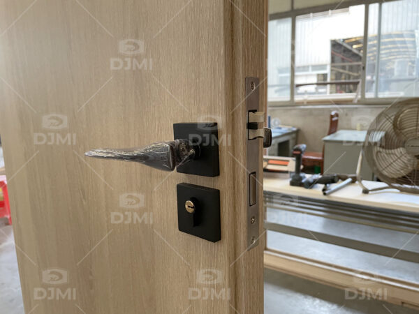 Modern Minimalist Solid Wood Interior Door - 图片 9