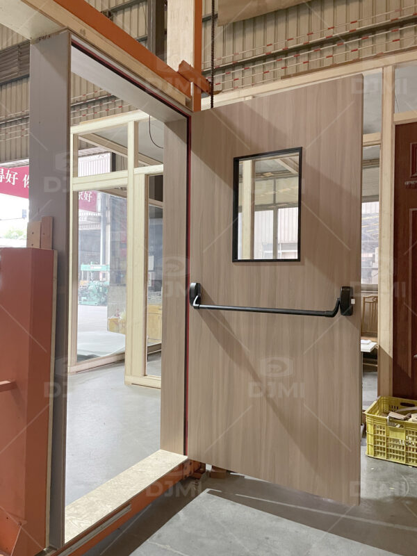 Interior double glazed windows and wooden doors - 图片 6