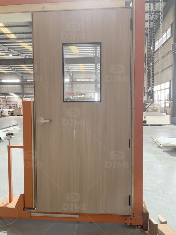 Interior double glazed windows and wooden doors - 图片 4