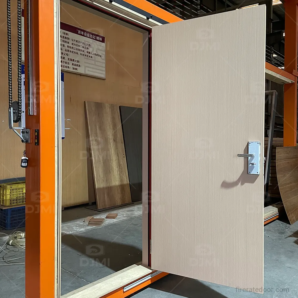 Customized commercial solid core wood fire rated door with frame assembly in factory