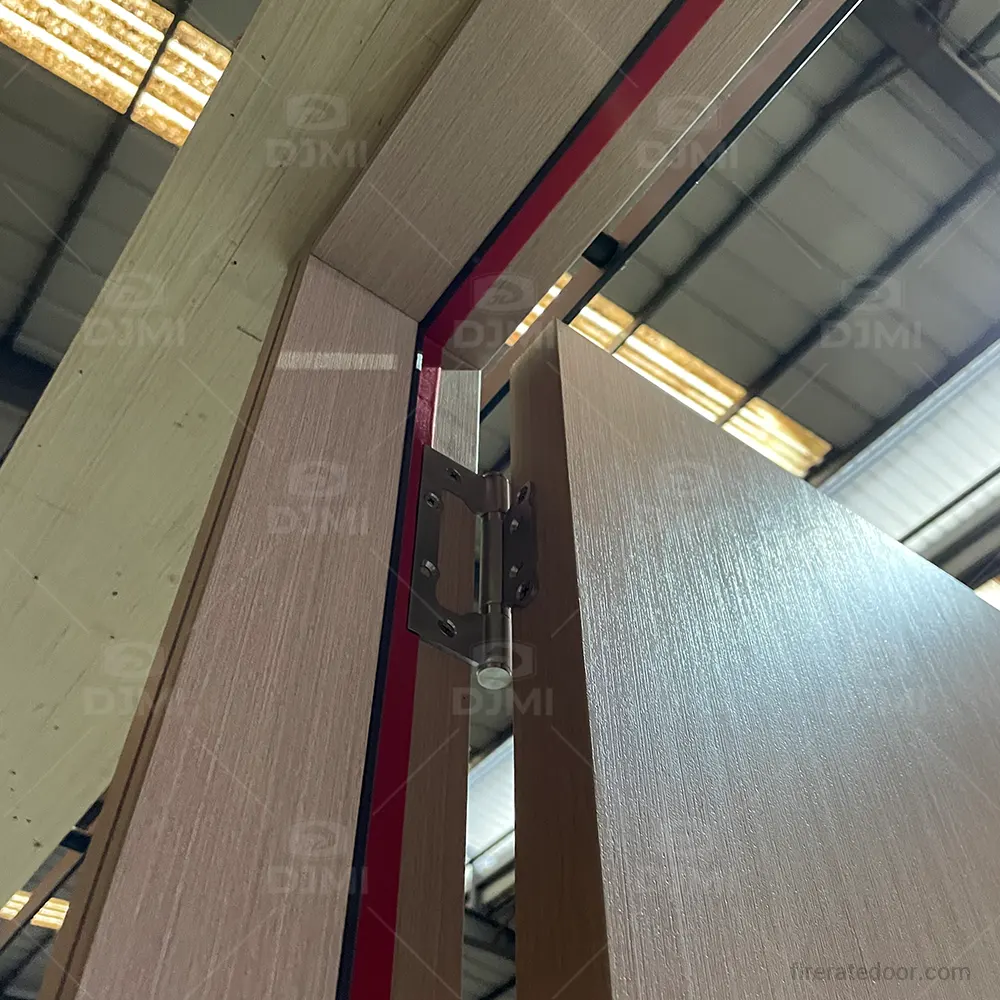 Customized commercial solid core wood fire rated door with frame assembly in factory